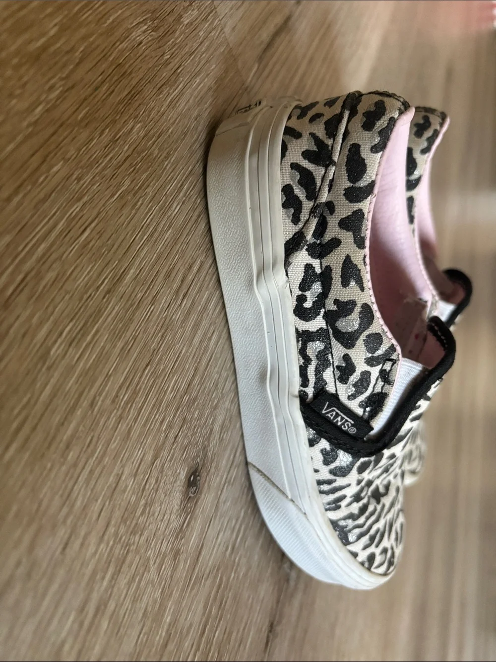 Vans Leopard Print Slip-On Sneakers with Pink Lining kids 12.5